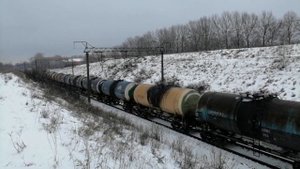 Тепловоз 2ТЭ116-1710 с грузовым поездом