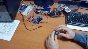 Китайская Wemos D1 Mini и наш Nanoshield.