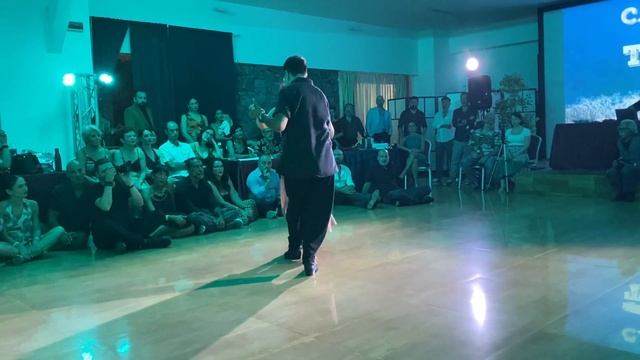 Chicho Frumboli y Juana Sepulveda - Masters of Tango CSTW 2022 смотреть онлайн