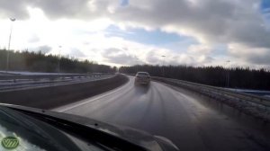 Задний привод BMW зимой + резина липучка.