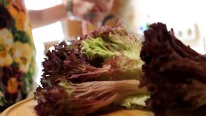 салат Цезарь