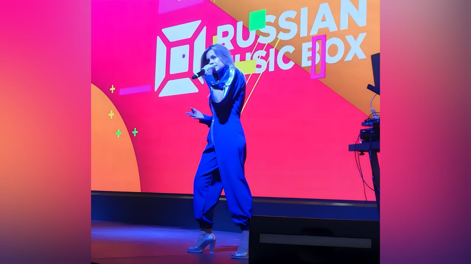 Катя Чехова
«Крылья»
Russian Music Box