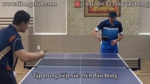 How to do 4 Backhand Flick techniques from basic to advanced |  Ti Long guides French students ??