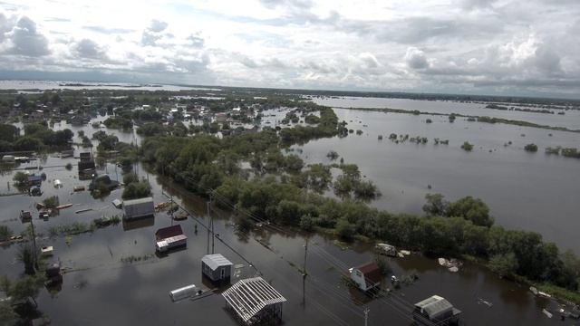 дачи левый берег1 смотреть онлайн