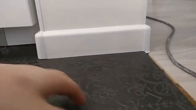 Горизонтальная подрезка плинтуса. Малышев Олег смотреть онлайн