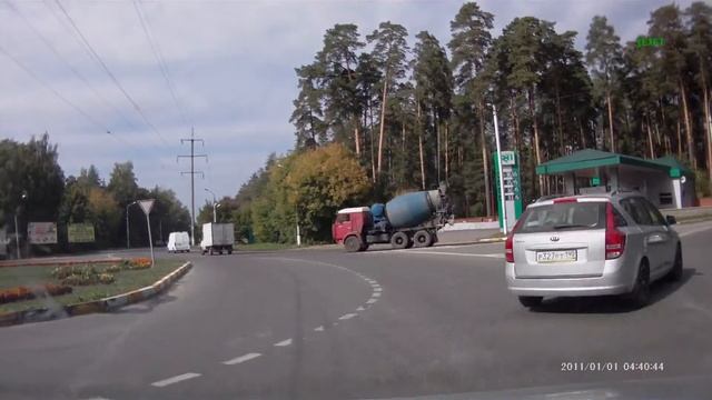 слепой вудятел смотреть онлайн