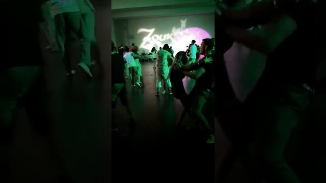 Акулллы зука. смотреть онлайн