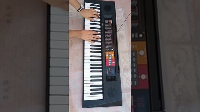 YAMAHA PSR-F51 USADO EN EXCELENTE ESTADO (SE MUESTRA CALIDAD DE SONIDO)