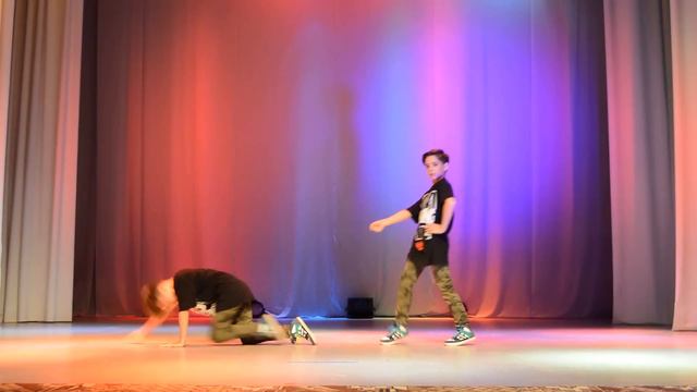 Бухарбаевы Чингиз и Гимран Сибай 04 августа 2016 года смотреть онлайн