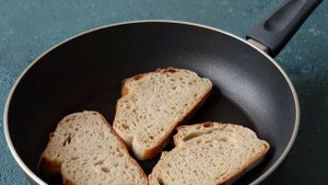 Бутерброды с арахисовой пастой