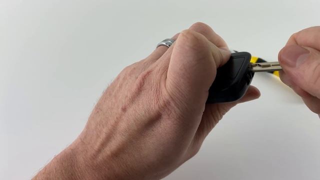 How To Change A Toyota RAV4 Smart Key Remote Fob Battery 2019 - 2023 DIY Remove Replace Tutorial смотреть онлайн