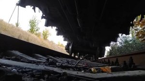 Положил камеру под поезд