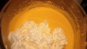 Персиковый торт с маскарпоне