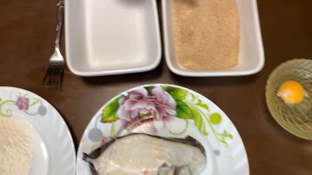 Хрустящий рыбный стейк за 5 минут, два способа приготовления стейка зубатки. Вкуснятина! смотреть онлайн