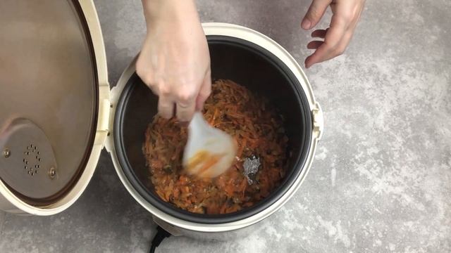 Солянка с колбасой в мультиварке ? Как сварить в мультиварке солянку с колбасой вкусно и просто