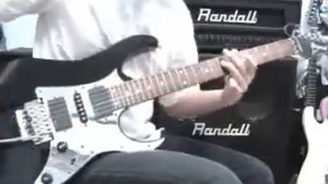 CHATREEO IBANEZ RG450 EMG HZ смотреть онлайн