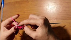 Ажурный узор для начинающих вязать на спицах