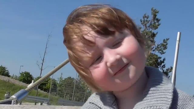 Прогулка с Алисой (Беби Анабель) смотреть онлайн