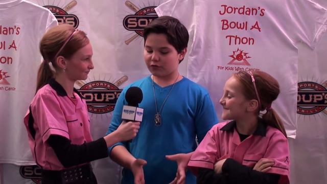 Zach Callison Interview at Jordan Van Vranken's Annual Bowl-A-Thon смотреть онлайн