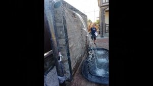 Водопады во дворе