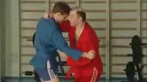 Уроки самбо Гончаров 06   Задняя подножка