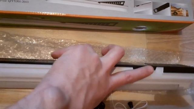 Лампа светодиодная YJ-6855 R смотреть онлайн