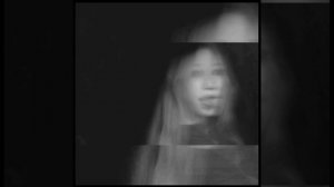 Меня манили её...??