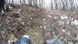 В гору по скользким камням на мотоцикле Урал 1я попытка.