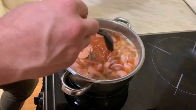 Домашняя «Солянка» - очень вкусно и просто. Рецепт супа с говядиной и колбасами!