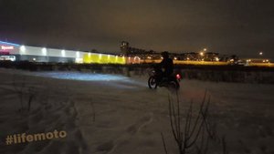 regulmoto sport 003 PRO валит