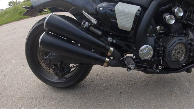 V-Max 1700 Thunder Boar exhaust ver.2 4-1-2-4 X-Pipe