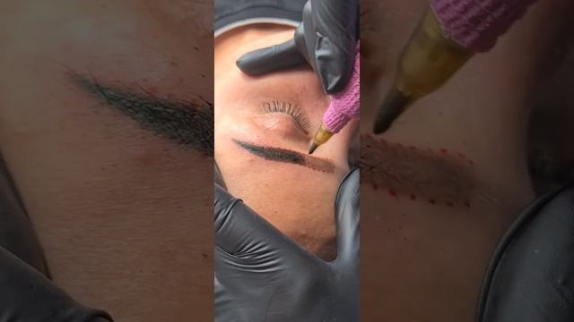 перекрытие старого  перманентного макияжа  #перманентныймакияж #перекрытиепм #татуаж #напыление смотреть онлайн