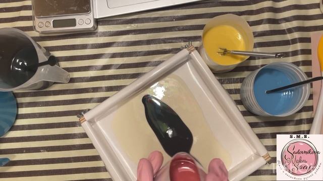 Simple swirl мыло с нуля, холодным способом. #soapmaking #мылоснуля #soap #мыло #simpleswirl