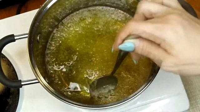 Варим сами / Домашняя сахарная ПАСТА С БЛЕСТКАМИ/ Готовим пасту дома смотреть онлайн