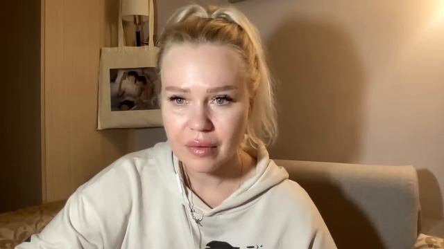 03.11.2022 | Маруся на стриме | Читаем фф о Вигуках смотреть онлайн