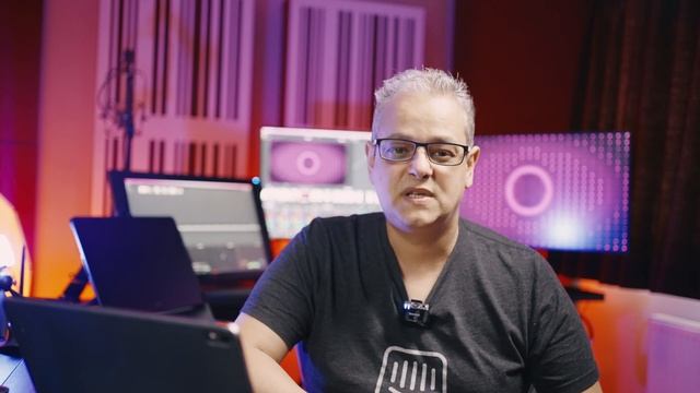 Studio Vlog #2 - Apple MacBook Pro Setup με 5 οθόνες ανάλυσης 20Κ?! смотреть онлайн