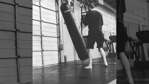 Джастин Гейджди фрагмент работы на мешке