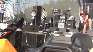 Слот - Одинокие люди (Нашествие 2012)