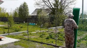 Живу в селе. ВЫГУЛ ДЛЯ ЦЫПЛЯТ И КУР ИЗ ПЛАСТИКОВОЙ СЕТКИ.