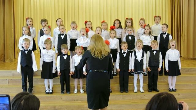 Малышок - Маленькая мама смотреть онлайн