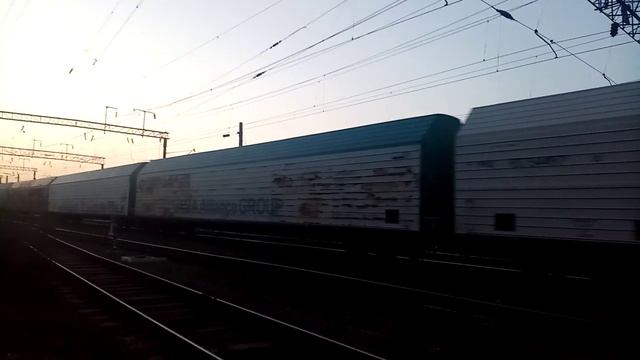 Грузовой Тепловоз ТЭЗЗА-0281 с грузовыми вагонами станция Алматы-1жд вокзал Хроника-КТЖ.