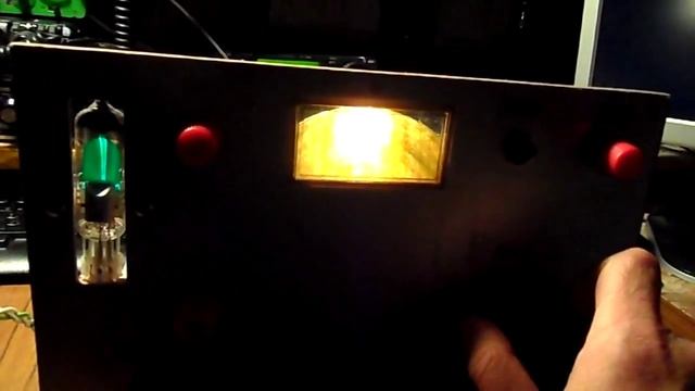 Приемник  регенератор Ретро