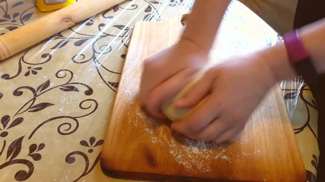 Чебуреки, сочные и хрустящие. Самое вкусное заварное тесто.