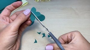 БЫСТРО и ЛЕГКО! Цветы из фоамирана Резиночки из фоамирана