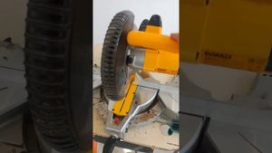 Небольшая модернизация торцовки Dewalt 713.