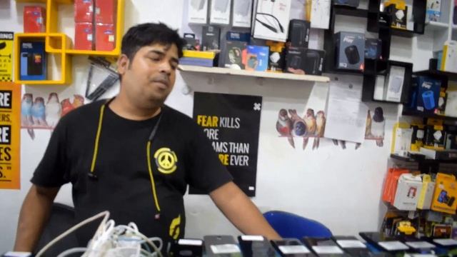 second hand iPhone only 20?? ||cheapest price iPad only??? ||  second hand phone in Guwahati ?