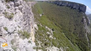Тамила Змеиное Ущелье прыжок с верёвкой в Крыму с командой Skyline