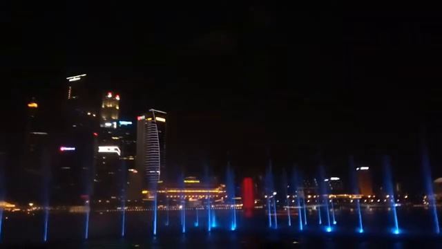 Water & Laser Multimedia Show. Marina Bay. Singapore. Поющие фонтаны. Сингапур 2018 смотреть онлайн