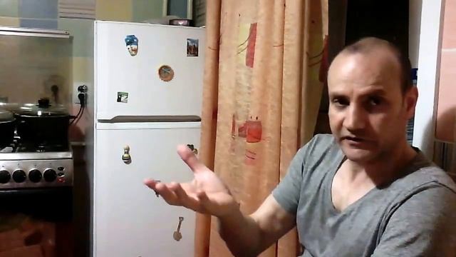 Очень рассмешило! Готовим вкусно и весело или игра в шахматы магнитами на холодильнике :-)