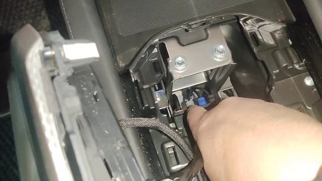 Время Honda M-NV видео как поменять время. смотреть онлайн